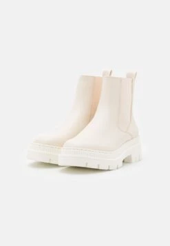 Marco Tozzi Enkellaarsjes Met Plateauzool - Cream 8 Marco Tozzi Enkellaarsjes Met Plateauzool - Cream -Clothing store 05bd8113f8d84dbcae489e33fb97bba4