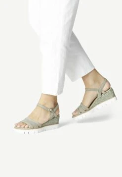 Marco Tozzi By Guido Maria Kretschmer - Sandalen Met Sleehak - Moss