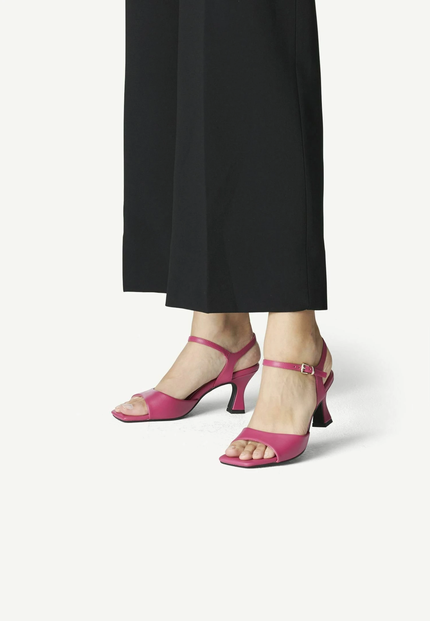 Marco Tozzi By Guido Maria Kretschmer - Sandalen - Pink 1 Marco Tozzi By Guido Maria Kretschmer - Sandalen - Pink