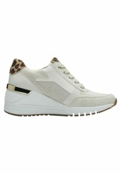 Marco Tozzi By Guido Maria Kretschmer - Sneakers Laag - Cream Leo -Clothing store 0ea268ffd25a43aea92aedae96704fe0