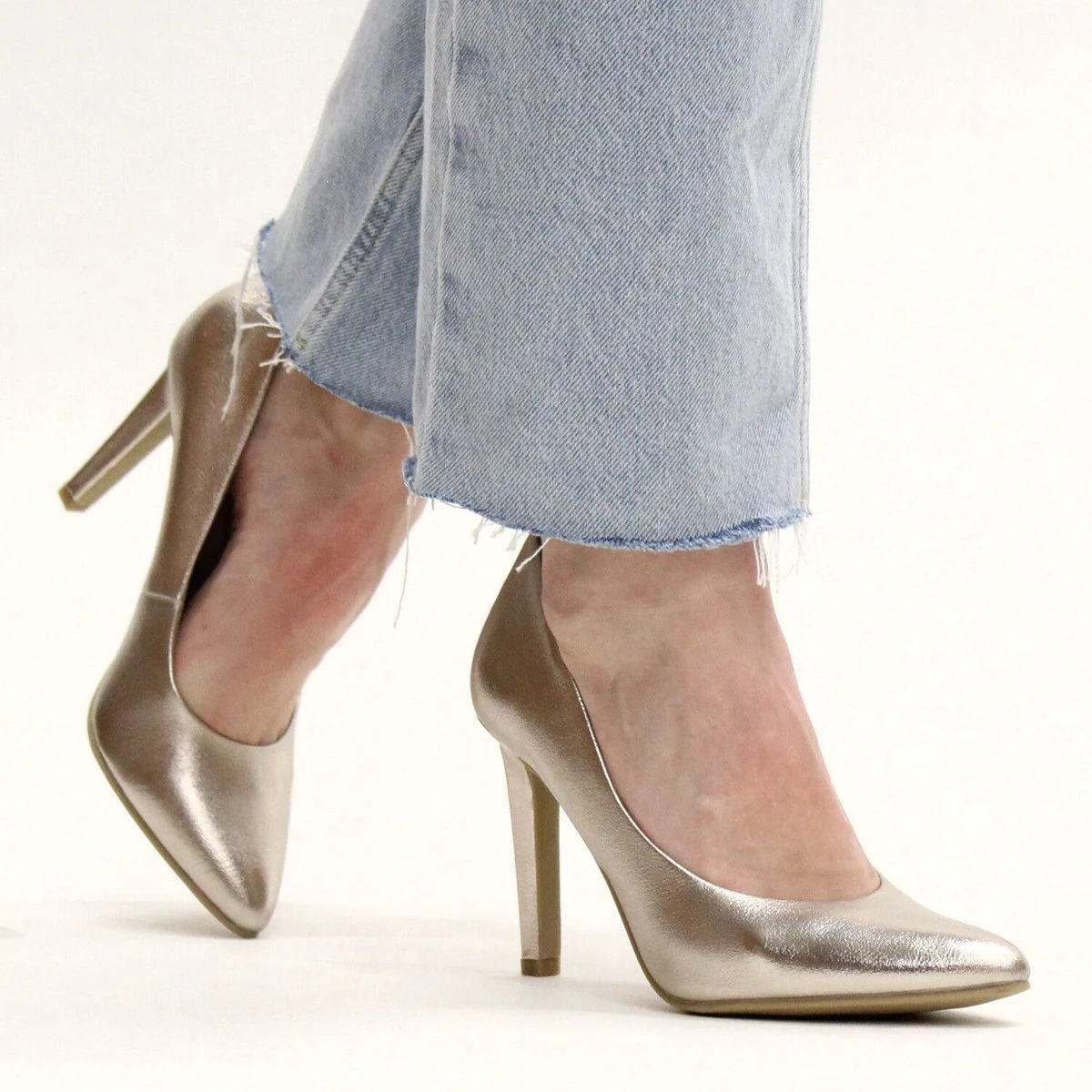 Marco Tozzi Pumps Pumps - Goudkleur - Maat 39 10 Marco Tozzi Pumps Pumps - Goudkleur - Maat 39 - Afbeelding 10