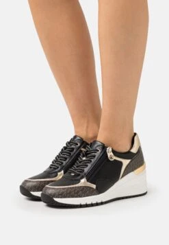 Marco Tozzi Sneakers Laag - Black/Gold-Coloured