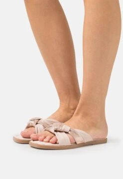 Marco Tozzi Muiltjes - Powder Comb