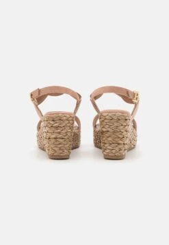 Marco Tozzi Espadrilles - Nude Comb -Clothing store 6047389aac3047abb44f835125b26726