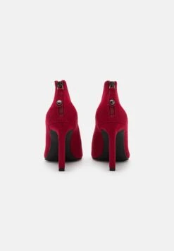 Marco Tozzi Klassieke Pumps - Red -Clothing store 6298dc9255234164809a8eee4c2d0a7e