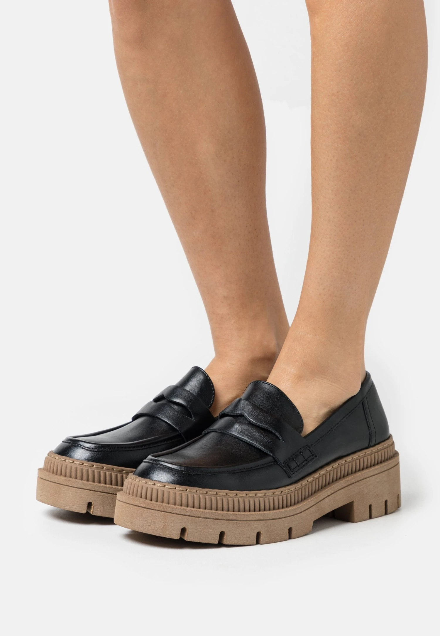 Marco Tozzi Instappers - Black/Nature 1 Marco Tozzi Instappers - Black/Nature