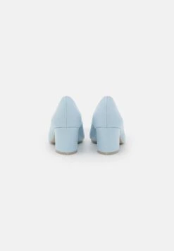 Marco Tozzi Klassieke Pumps - Light Blue 9 Marco Tozzi Klassieke Pumps - Light Blue -Clothing store 6c220a80f90e42ff9a148b6f6760416f
