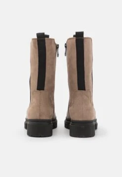 Marco Tozzi Plateaulaarzen - Taupe 9 Marco Tozzi Plateaulaarzen - Taupe -Clothing store ac90a182ffd047b78a07cf06ba5854a2