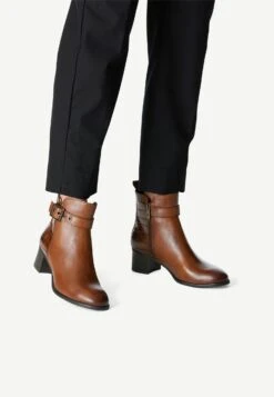 Marco Tozzi Korte Laarzen - Cognac Comb