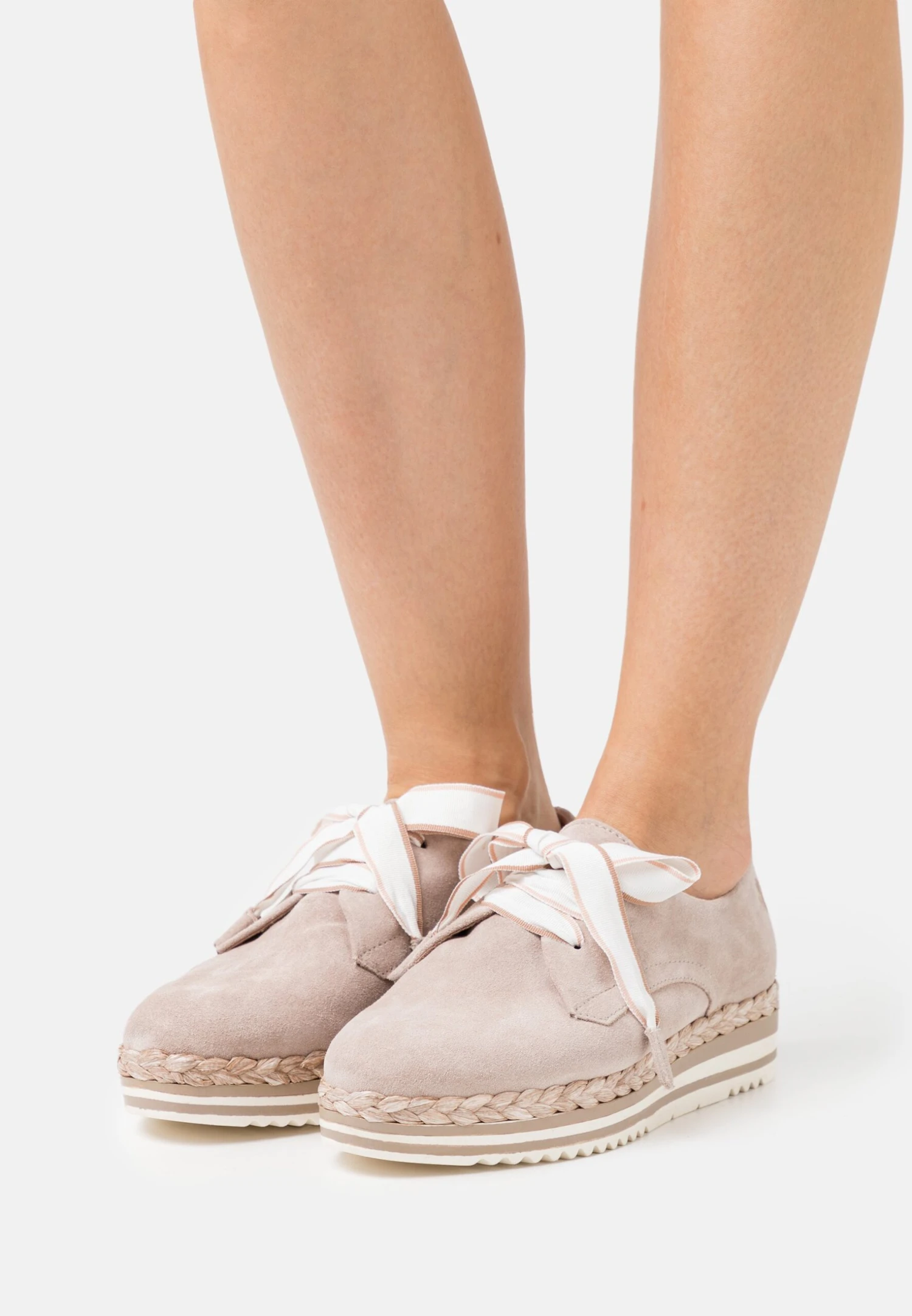 Marco Tozzi By Guido Maria Kretschmer - Veterschoenen - Nude 1 Marco Tozzi By Guido Maria Kretschmer - Veterschoenen - Nude