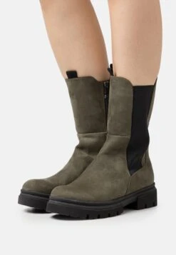 Marco Tozzi Plateaulaarzen - Khaki