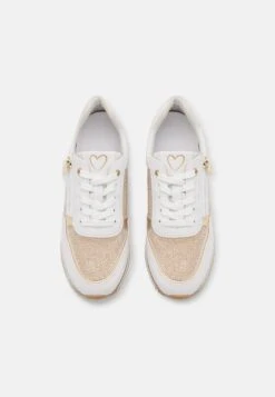 Marco Tozzi Sneakers Laag - White/Gold 11 Marco Tozzi Sneakers Laag - White/Gold -Clothing store e4e1afba81cf425fb0e77d35df618097