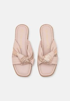 Marco Tozzi Muiltjes - Powder Comb 11 Marco Tozzi Muiltjes - Powder Comb -Clothing store ec07c43606364fccab00b8b9479708f7