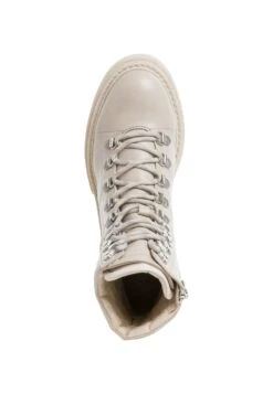 Marco Tozzi Enkellaarsjes Met Plateauzool - Cream Comb -Clothing store f1d05de3c3f345cdb05a828877b5c6d3