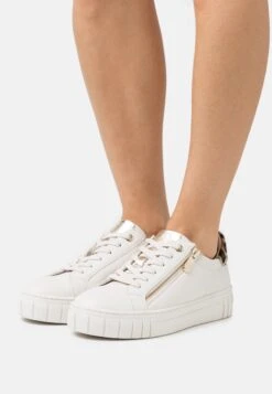 Marco Tozzi Sneakers Laag - Cream