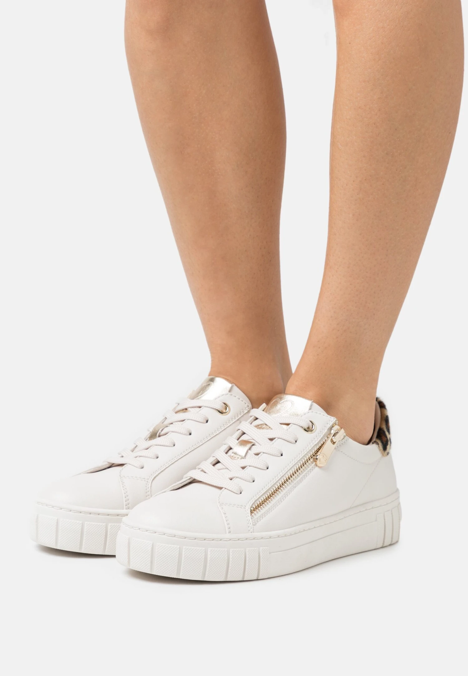 Marco Tozzi Sneakers Laag - Cream 1 Marco Tozzi Sneakers Laag - Cream